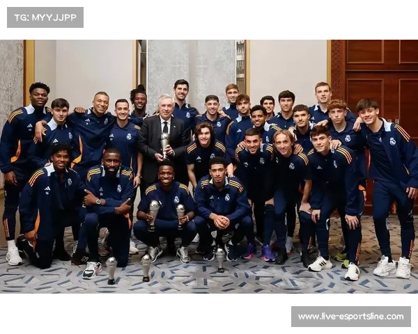 FIFA年度最佳阵容公布：巴黎半壁江山，皇马贝林厄姆入选引争议